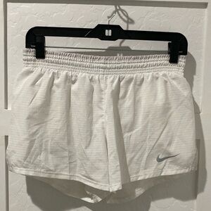 Women’s White Nike Mesh Athletic Shorts Small
